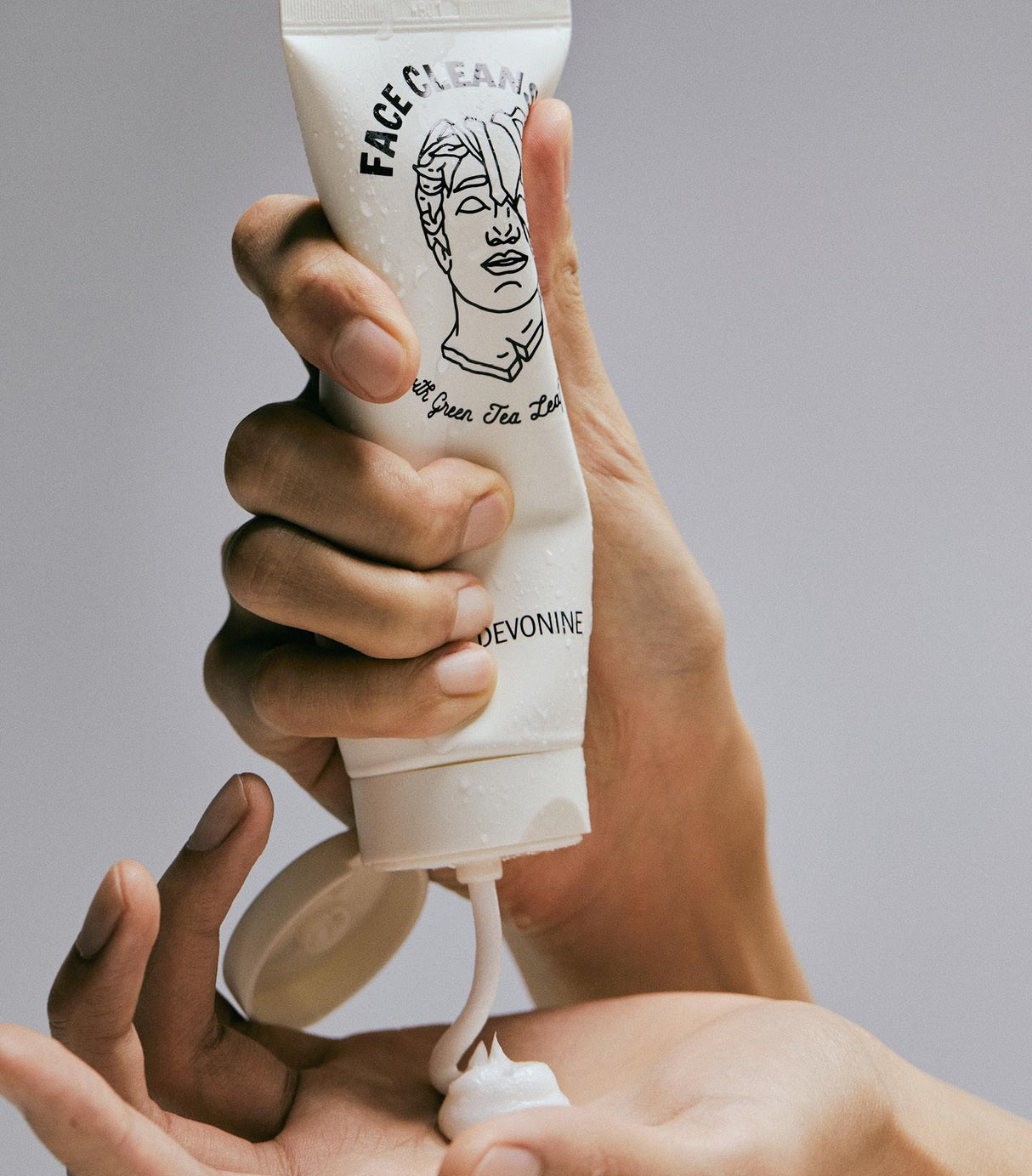 Devonine Vegan Face Cleanser with Green Tea Leaf Extract 150ml EXP 2024