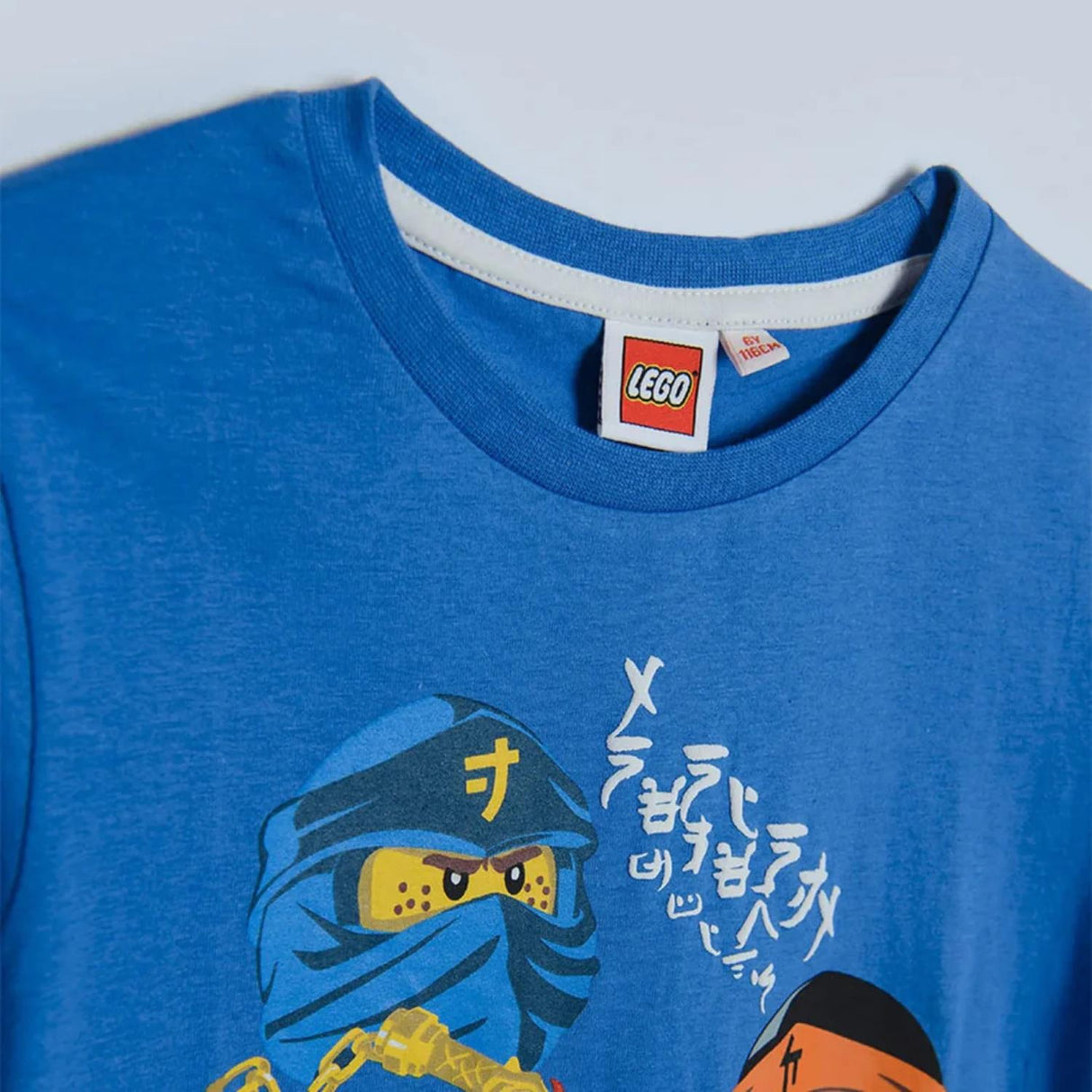 Official LEGO Ninjago Children's Blue T-Shirt Ninja Heroes & Dragon Age 6
