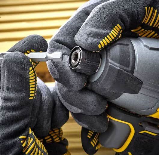 Stanley Fatmax SFMCF800C2K-GB 18V Li-Ion Impact Driver 2 x 1.5ah Batteries + Case