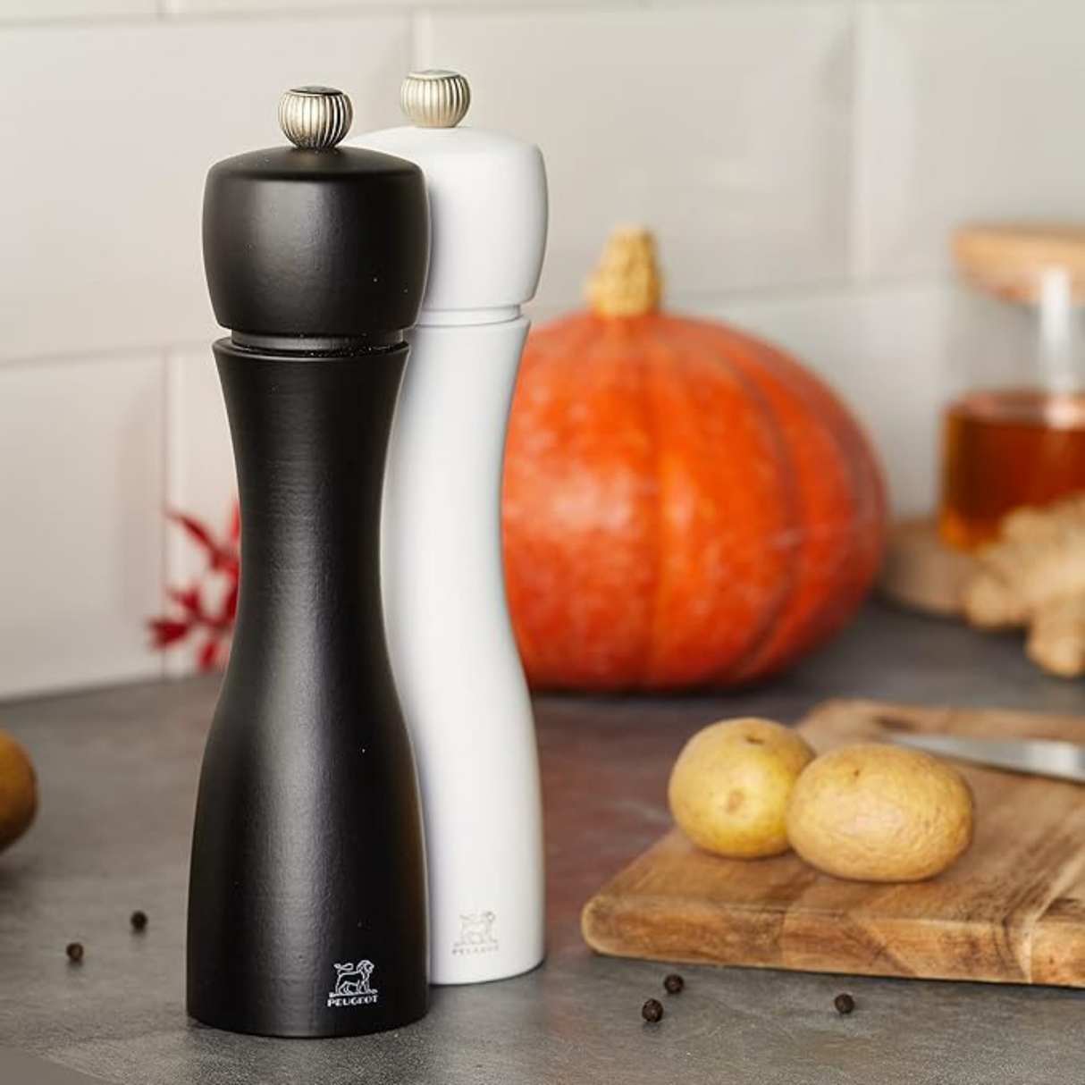 Peugeot Duo Tahiti Salt and Pepper Mill Set 20cm Black and White