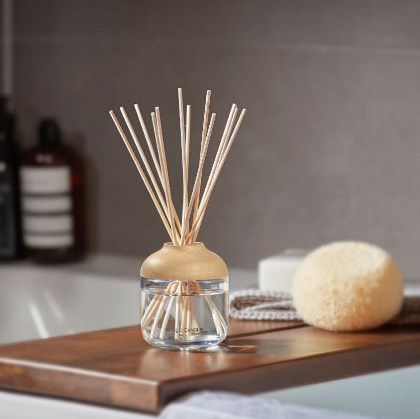 YC ORIGINAL REED DIFFUSER PINK SANDS