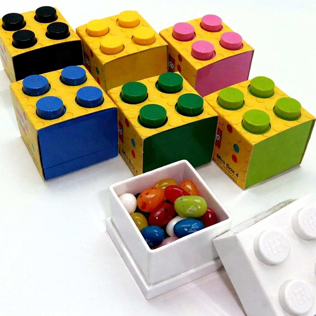 LEGO Mini Box 4 Storage Brick Box White