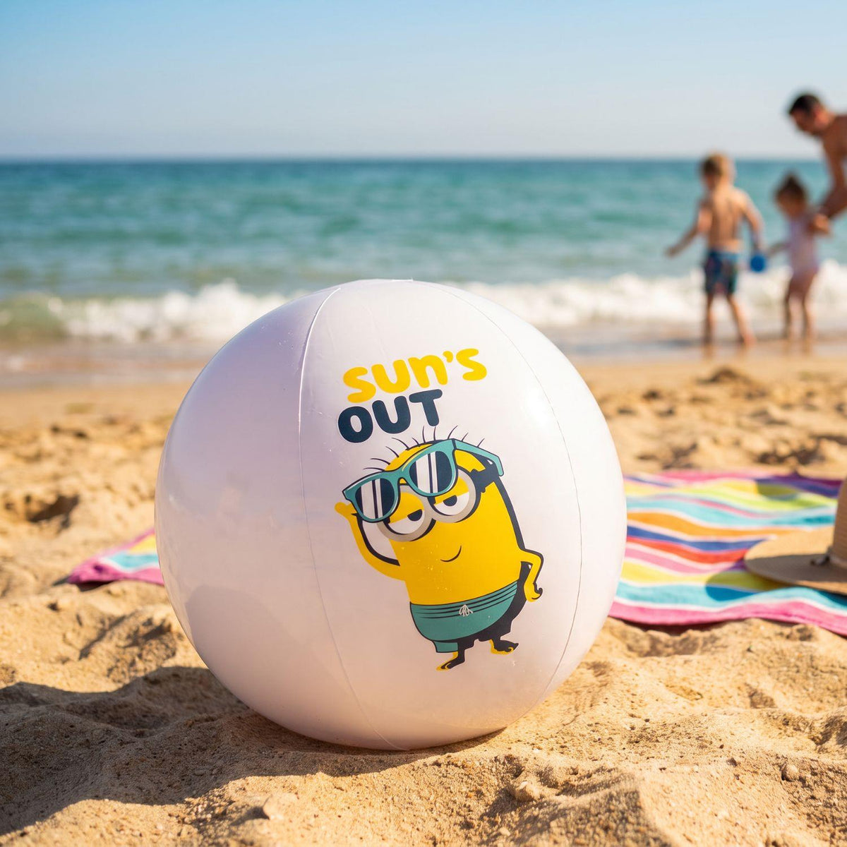Minions Inflatable Beach Ball 21cm Diameter White