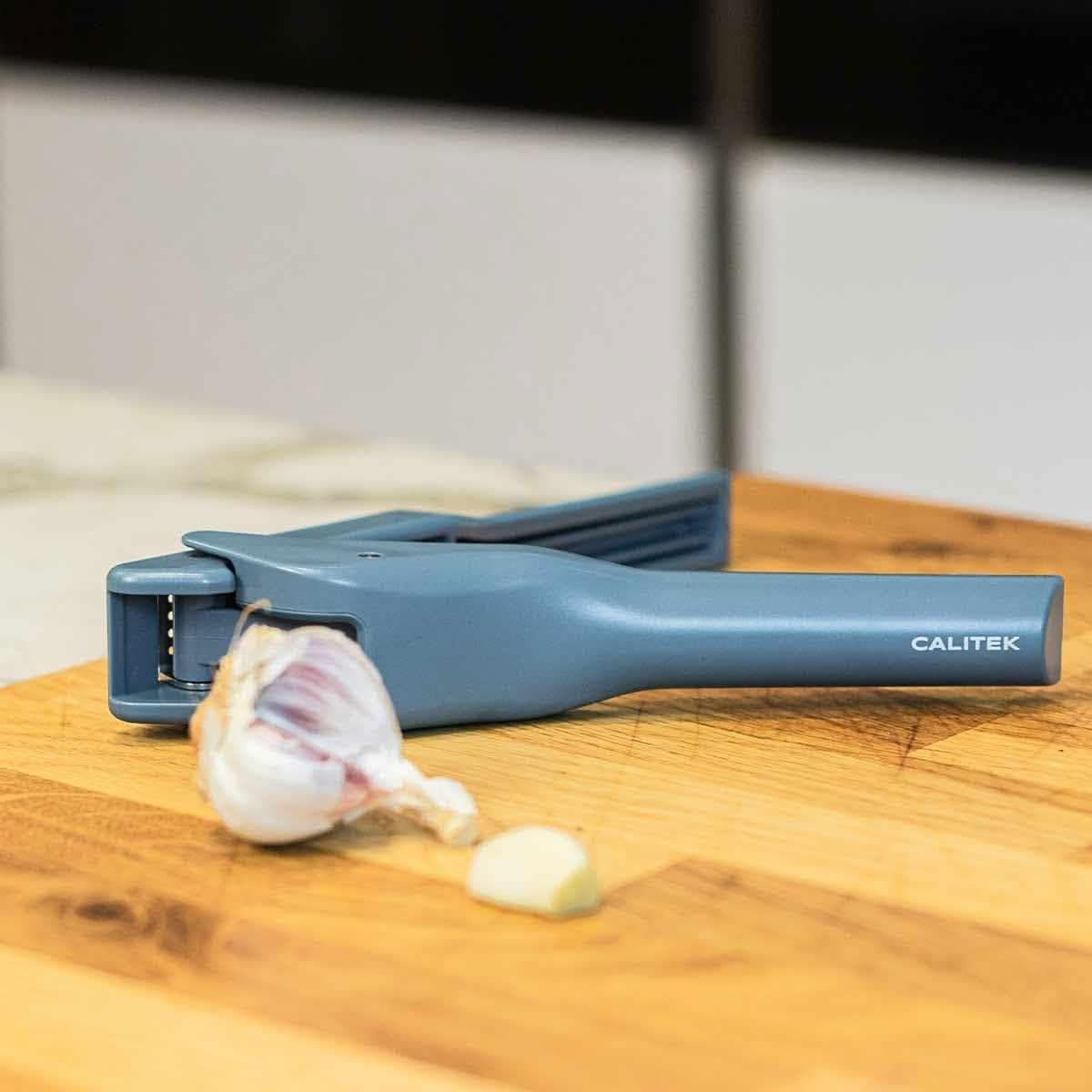 CALITEK 2-in-1 Garlic Press & Slicer Stainless Steel – Blue