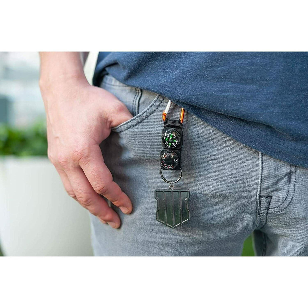 Call of Duty: Black Ops 4 Logo & Keychain Compass Set