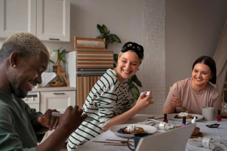 Facebook Ads Highlight Affordable Homeware for UK Buyers