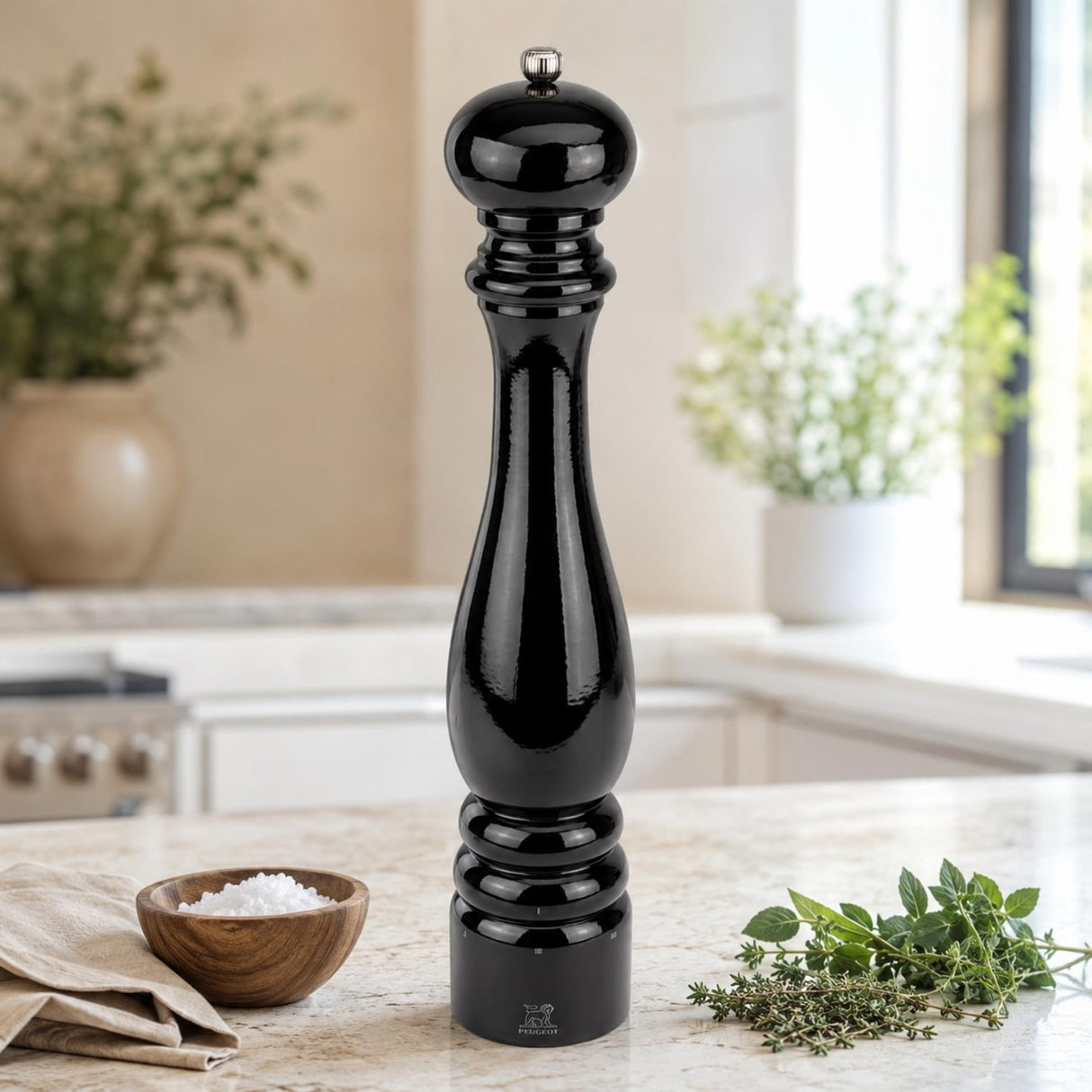 Peugeot Paris U-Select Salt Mill 40cm Black Gloss