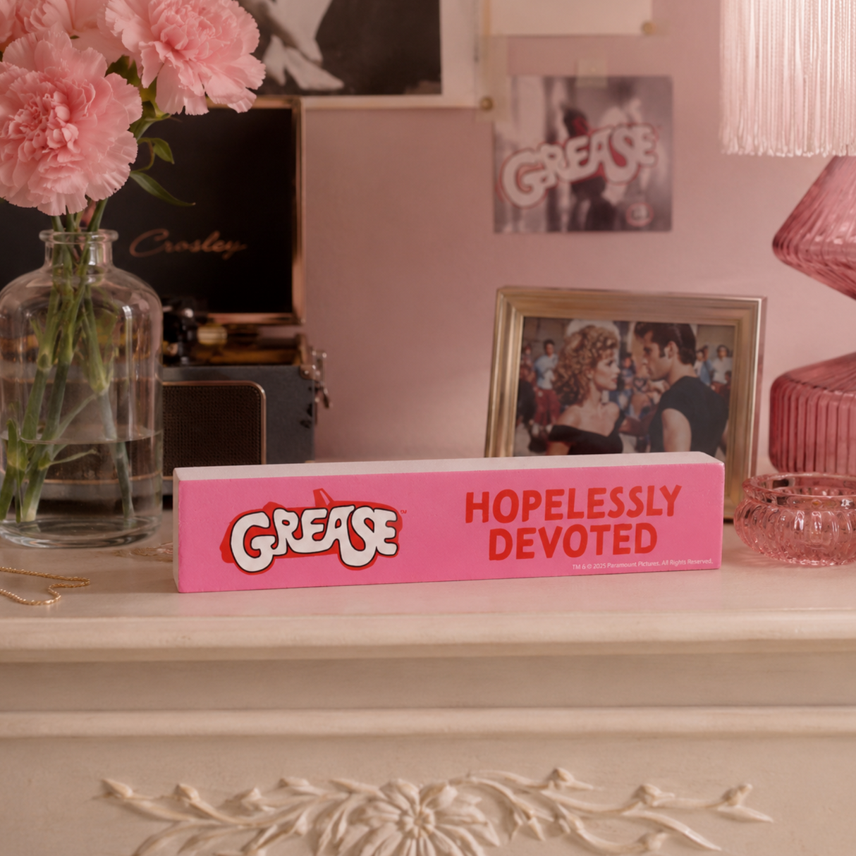 Fandomania Grease 'Hopelessly Devoted' Mantel Plaque Pink