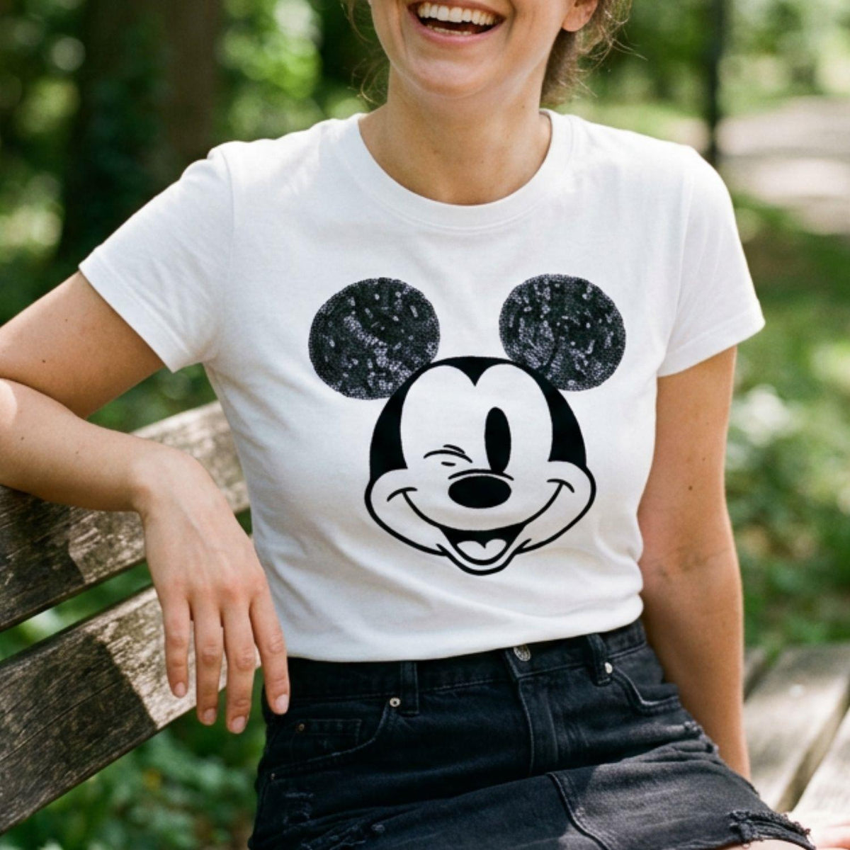 Women's Mickey Mouse T-Shirt 100% Cotton Sequin Detail Size XXLWhite