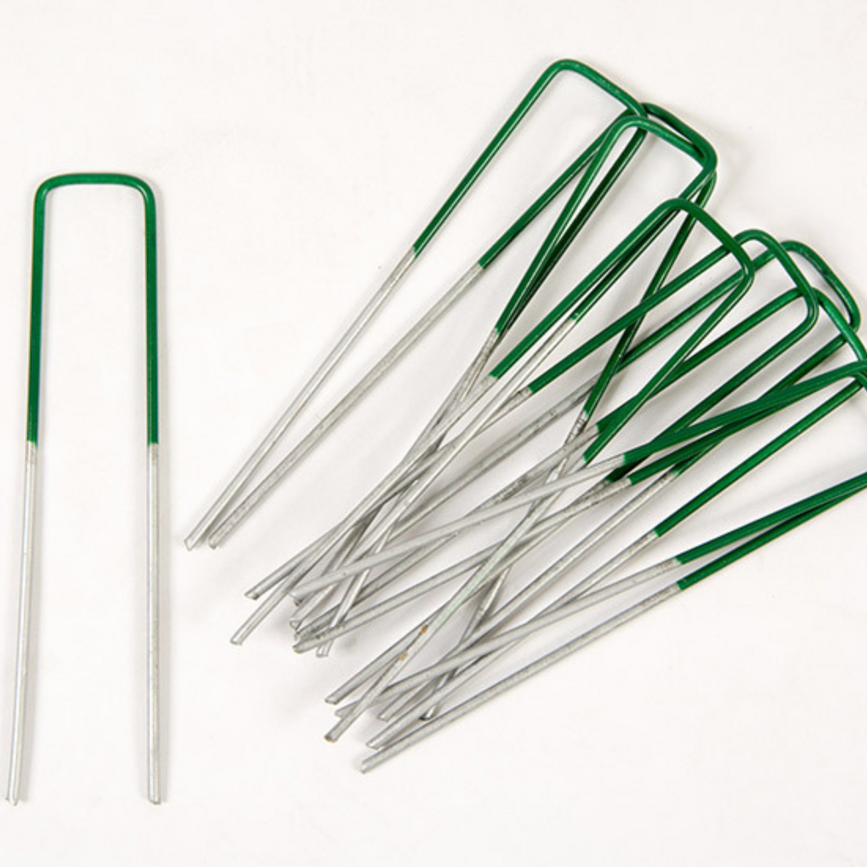 Grasshopper U-Pins Half Green Pack of 10