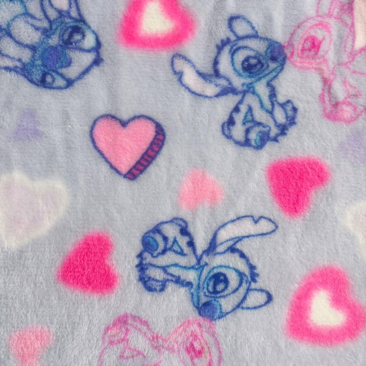 Girls Disney Stitch Heart Print Hooded Blanket Purple One Size