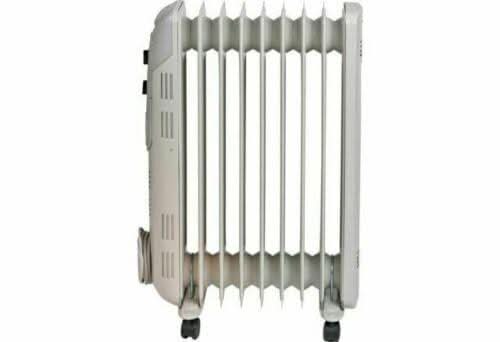 Dimplex 2kW oil filled radiator with multiple heating fins and caster wheels for mobility