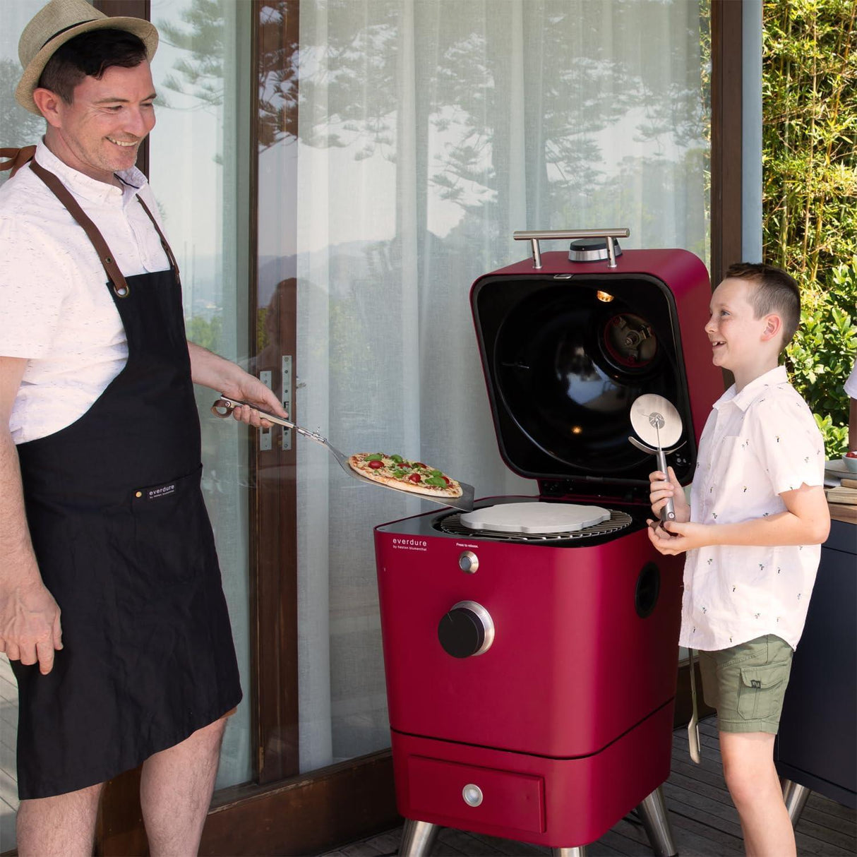 Heston Blumenthal Everdure Cordierite Pizza Stone 34cm x 34cm Beige