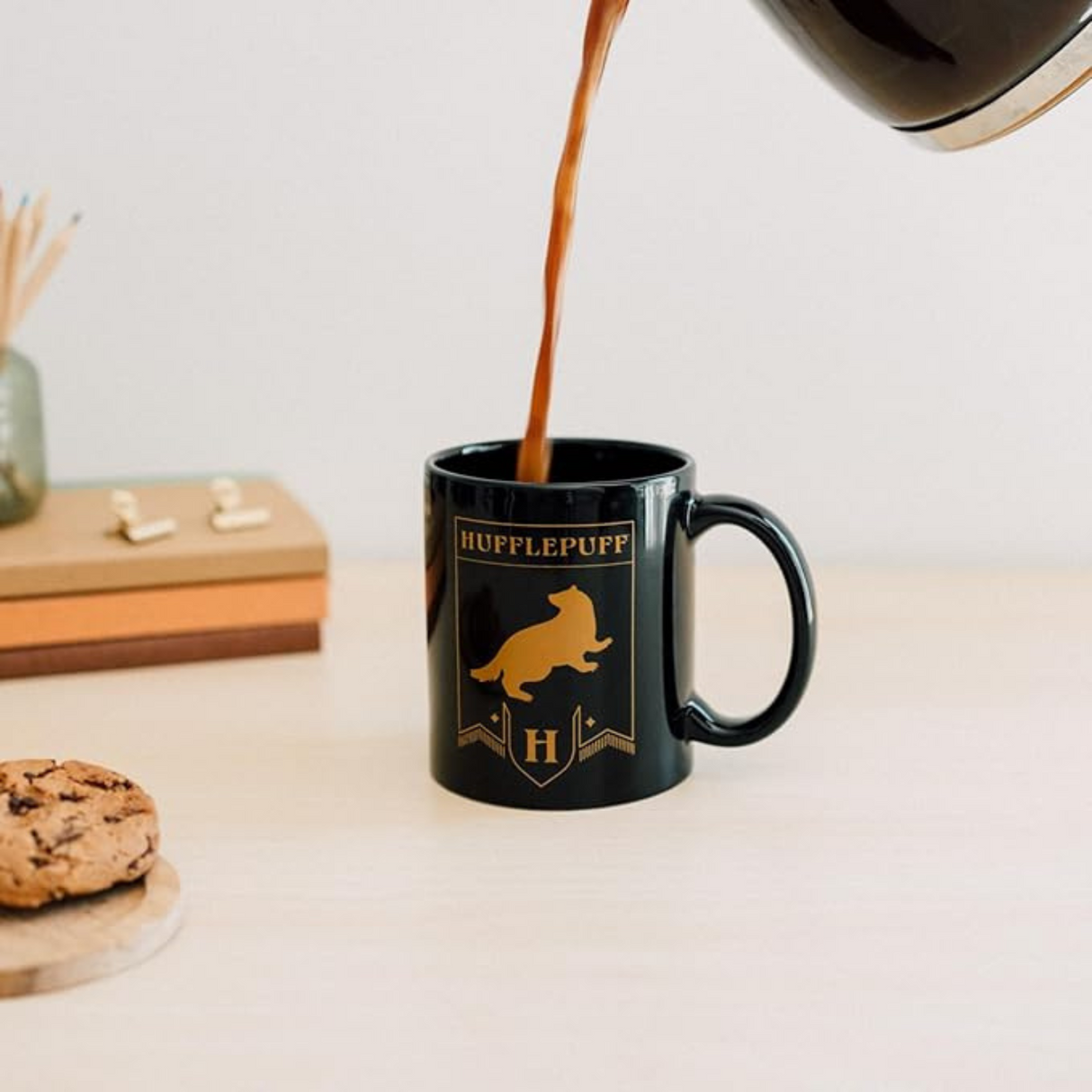 Harry Potter Hufflepuff Ceramic Mug 350ml Black